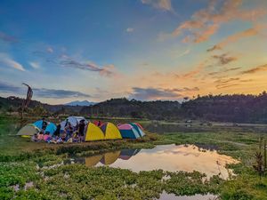 6 Destinasi Wisata di Lombok Barat, dari Pantai Hingga Hutan Lindung 6 Destinasi Wisata di Lombok Barat, dari Pantai Hingga Hutan Lindung