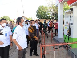 Tinjau SPBN di Kendal, Menteri KP Minta Stok BBM buat Nelayan Dipenuhi