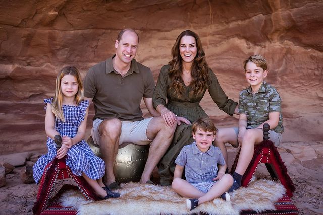 Pangeran William, Kate Middleton, dan ketiga anak mereka