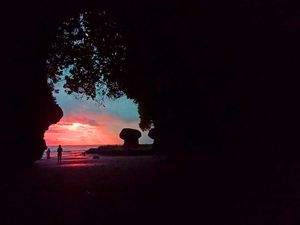 Membingkai Senja dari Pantai Soan Galuh Tabanan Membingkai Senja dari Pantai Soan Galuh Tabanan