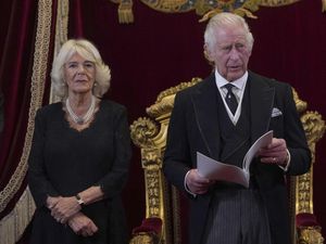 Raja Charles III Pecat 100 Pekerja karena Clarence House Bakal Ditutup
