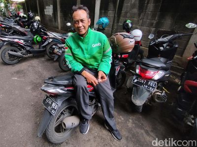 Senyum Sumringah Driver Ojol Saat Tarif Naik