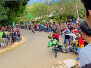 Kejuaraan Balap Motor di Enrekang Ricuh, Penonton Keroyok Pembalap