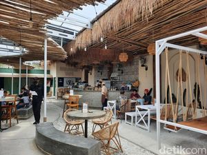 10 Tempat Nongkrong di Depok yang Asyik Buat Ngopi Bareng Teman 10 Tempat Nongkrong di Depok yang Asyik Buat Ngopi Bareng Teman