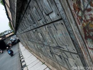 Underpass Pasar Jumat Jaksel Tak Terawat, Begini Kondisinya