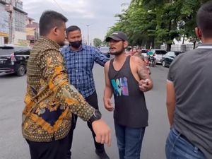 Bikin Bobby Ngamuk, Tepi Jalan di Depan USU Ternyata Dilarang Parkir Bikin Bobby Ngamuk, Tepi Jalan di Depan USU Ternyata Dilarang Parkir