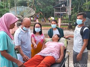 Satu Warga di Siberut Terluka Akibat Gempa M 6,1 Mentawai Satu Warga di Siberut Terluka Akibat Gempa M 6,1 Mentawai