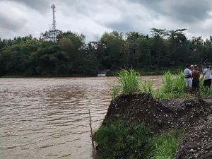 Terseret Air Bah, Pemuda Pencari Ikan Hilang di Kali Progo