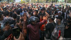 Aksi 1209 Tolak BBM Naik Sempat Ricuh, Begini Keributannya