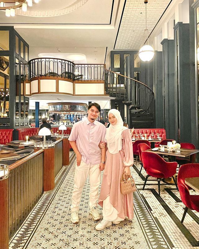 Alvin Faiz dan Henny Rahman