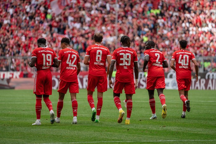 MUNICH, GERMANY - SEPTEMBER 10: The Team of FC Bayern Muenchen during the Bundesliga match between FC Bayern München and VfB Stuttgart at Allianz Arena on September 10, 2022 in Munich, Germany. (Photo by S. Mellar/FC Bayern via Getty Images)