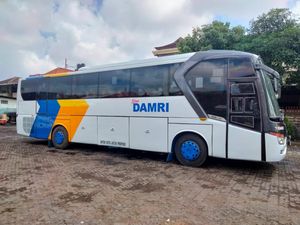 Asyik! Naik Bus DAMRI ke Bali Tarifnya Rp 100 Ribuan Asyik! Naik Bus DAMRI ke Bali Tarifnya Rp 100 Ribuan