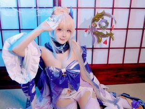 Clarissa Punipun Cosplay Kokomi Genshin Impact, Auto Pengin Nge-Wish!