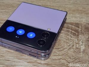 Galaxy Z Flip 5 Diprediksi Bakal Punya Layar Eksternal Lebih Besar Galaxy Z Flip 5 Diprediksi Bakal Punya Layar Eksternal Lebih Besar