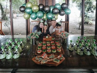 Kompaknya Keluarga Ringgo Agus Rahman Saat Rayakan Ulang Tahun Bjorka
