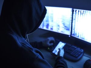Bahaya Kemunculan Akun Anonim, Riset: Pasukan Siber Menenggelamkan Suara Kritis Bahaya Kemunculan Akun Anonim, Riset: Pasukan Siber Menenggelamkan Suara Kritis