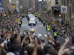 Pemakaman Ratu Elizabeth II Lebih Dahsyat dari Olimpiade London 2012 Pemakaman Ratu Elizabeth II Lebih Dahsyat dari Olimpiade London 2012