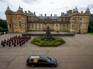 7 Rumah Bak Istana Terbesar di Dunia, Begini Penampakannya