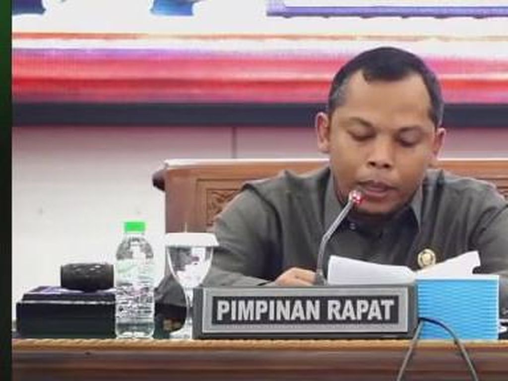 Video: Ketua DPRD Lumajang Mundur karena Bentuk Cinta pada Pancasila