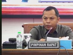 Ketua DPRD Lumajang Tak Hafal Pancasila Ajukan Undur Diri ke PKB, Hasilnya? Ketua DPRD Lumajang Tak Hafal Pancasila Ajukan Undur Diri ke PKB, Hasilnya?