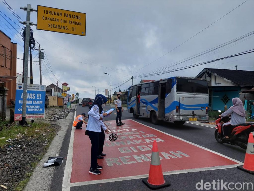 Bus Wisata Rawan Kecelakaan, Tak Diawasi dan Jarang KIR