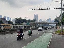 Lalin Depan Gedung DPR Masih Dibuka Normal Jelang Demo Hari Ini