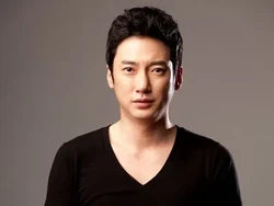 Lee Sang Bo Bantah Pakai Narkoba, tapi Antidepresan