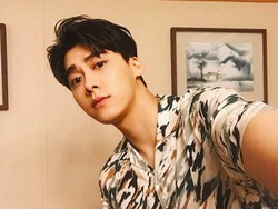 Aktor China Dipecat Jadi Model Prada Ketahuan Pesan Jasa Prostitusi