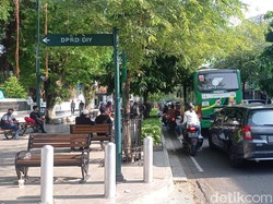 Demo BBM di DPRD DIY Bubar, Jalan Malioboro Kembali Dibuka