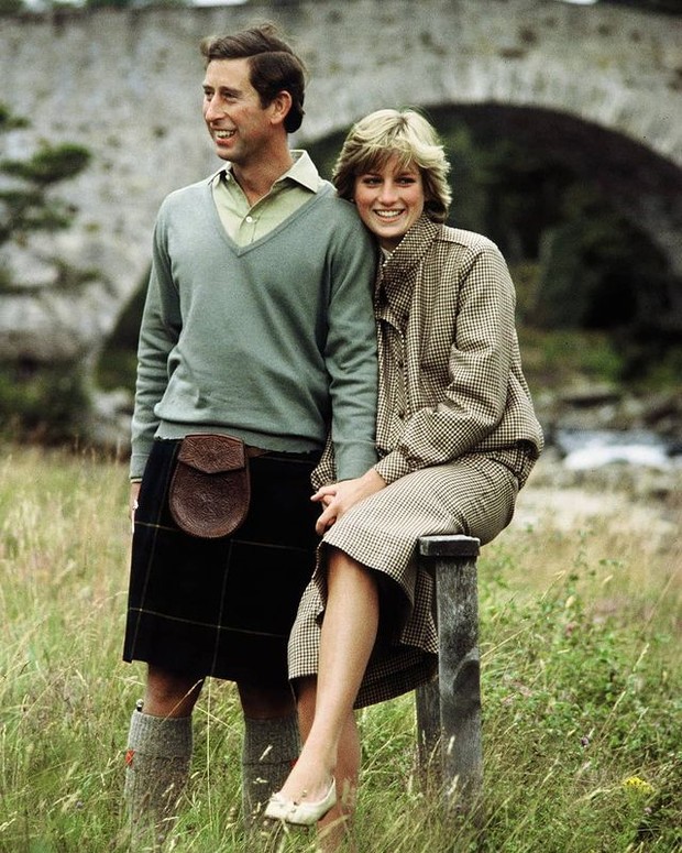 Mengenal sosok Camilla yang kini menjadi permaisuri Raja Charles III di kerajaan Inggris/Instagram/princesdianaa Perjalanan cinta Permaisuri Camilla dan Raja Charles III yang melibatkan Putri Diana.