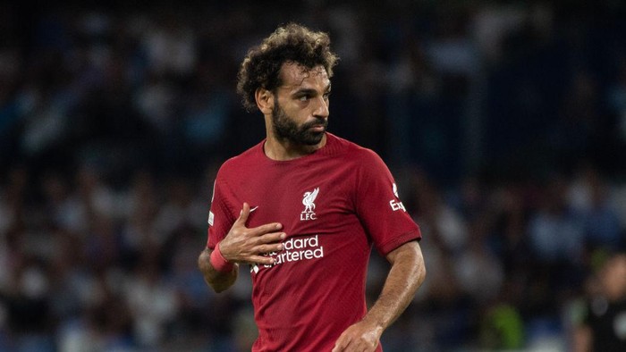 NAPLES, ITALY - SEPTEMBER 07: Mohamed Salah of Liverpool FC looks on during the UEFA Champions League group A match between SSC Napoli and Liverpool FC at Stadio Diego Armando Maradona on September 07, 2022 in Naples, Italy. (Photo by Ivan Romano/Getty Images)