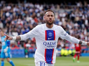 Thierry Henry Puji Neymar Tinggi-tinggi