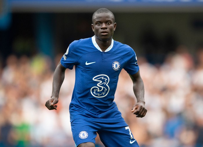 LONDON, ENGLAND - AUGUST 14: NGolo Kante of Chelsea during the Premier League match between Chelsea FC and Tottenham Hotspur at Stamford Bridge on August 14, 2022 in London, England. (Photo by Visionhaus/Getty Images)