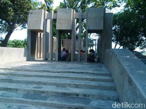 Mengunjungi Petilasan di Kediri Tempat Prabu Jayabaya Moksa Mengunjungi Petilasan di Kediri Tempat Prabu Jayabaya Moksa