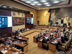 Heboh Bjorka, Pimpinan Komisi II DPR Ungkit Isu Hacker China di Pemilu 2014 Heboh Bjorka, Pimpinan Komisi II DPR Ungkit Isu Hacker China di Pemilu 2014