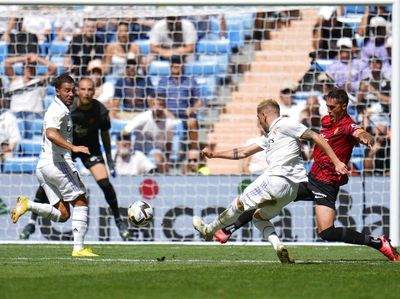 Real Madrid Terus Kuasai Puncak
