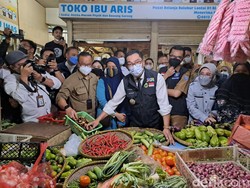 Ridwan Kamil Cek Harga Sembako Usai BBM Naik