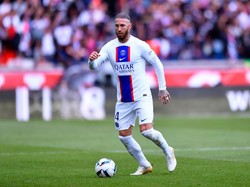 Sergio Ramos memang kerap berkutat dengan cedera betis. Namun ketika main, Ramos bagai jimat buat PSG alias PSG nggak pernah kalah (Getty Images)