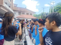1.000 Siswa SD Ikuti Sikat Gigi Massal di Denpasar