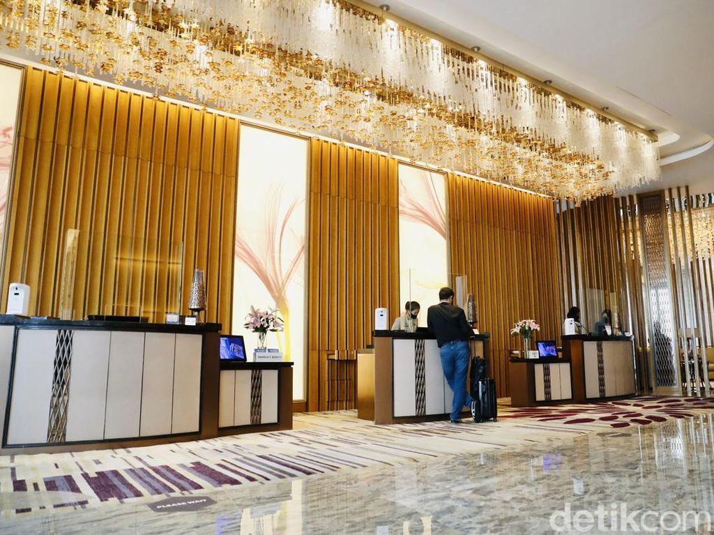 Waktu Check-In di Hotel Tertinggi Indonesia Jam 3 Sore, Kenapa Ya? Waktu Check-In di Hotel Tertinggi Indonesia Jam 3 Sore, Kenapa Ya?