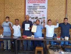 Jalan Rusak Terus, Warga Pekanbaru Somasi Menteri PUPR dan Wali Kota