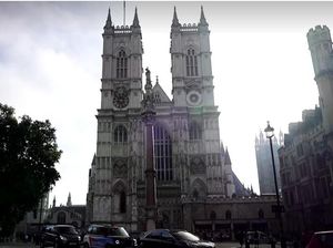 Melihat Persiapan Westminster Abbey Jelang Pemakaman Ratu Elizabeth II Melihat Persiapan Westminster Abbey Jelang Pemakaman Ratu Elizabeth II