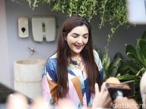 Tas hingga Kamera Raib, Ashanty Ancam Penadah Barang Mewah Hasil Curian