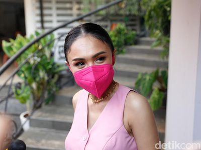 Beda Gaya Ashanty dan Yuni Shara Hadiri Ultah Anak Krisdayanti