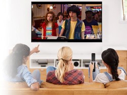 September Ceria! Jangan Lewatkan Promo Beli TV Bisa Bawa Pulang Mobil