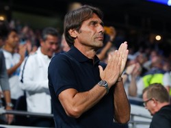 Conte Setuju Liga Inggris Ditunda Demi Hormati Ratu Elizabeth II
