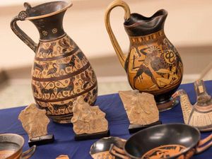 Amerika Akhirnya Kembalikan Artefak Curian Rp 282 Miliar ke Italia