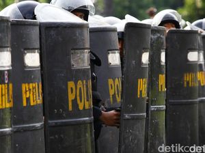 Ojol hingga Buruh Demo DPR dan Balai Kota Tolak Kenaikan BBM