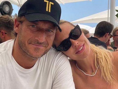 Francesco Totti dan Ilary Blasi