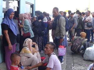 Penumpang Kapal Pelabuhan Kalianget Keluhkan Harga Tiket yang Naiknya Kelewatan